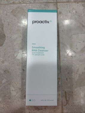 Proactiv Smoothing BHA Cleanser - White/Teal